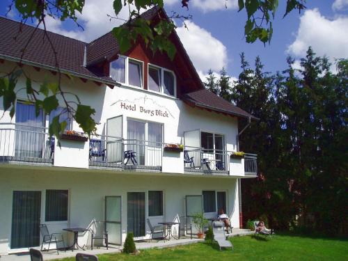 Land-gut-Hotel BurgBlick - image 9