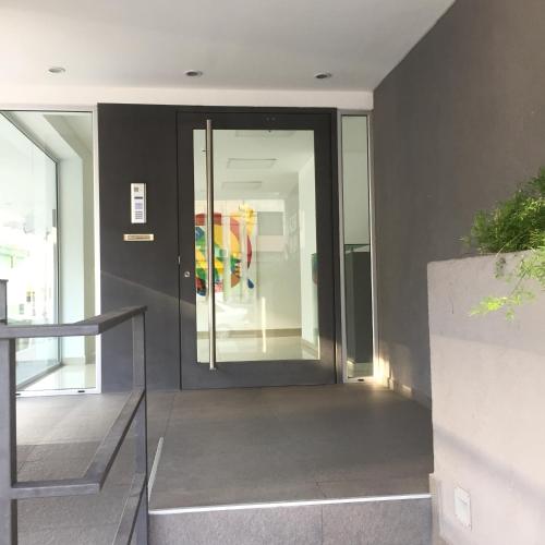 One-Bedroom Apartment room in Colon Park