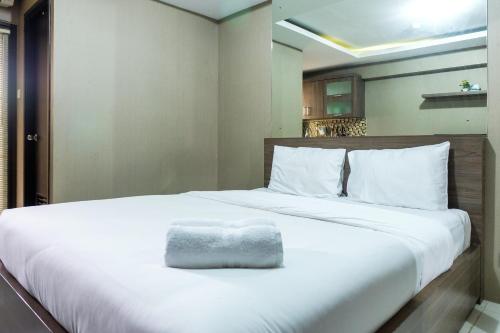 Simply Studio Kebagusan City Apartment By Travelio
