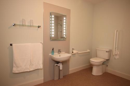 Twin room, accessible