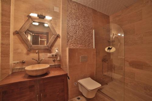 Caravanserai Inn Hotel - image 3