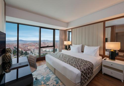 Elite World Grand İstanbul Küçükyalı Hotel
