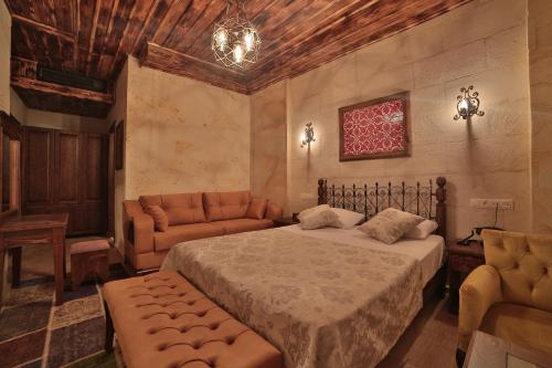 Caravanserai Inn Hotel - image 5