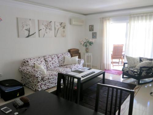 Rentyplus 251 Villa Frente Marino - image 10
