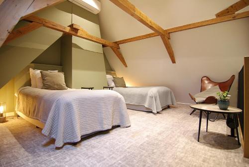 Authentic Farmhouse - De Vergulden Eenhoorn – Amsterdam, NY