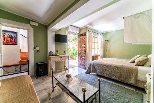 Family hotel Al- Ana Marbella and Golf Villa - image 2