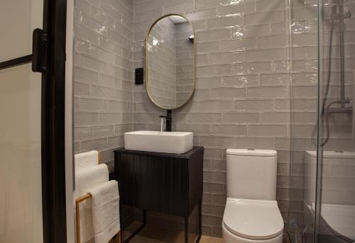 Suites You Soho - image 9