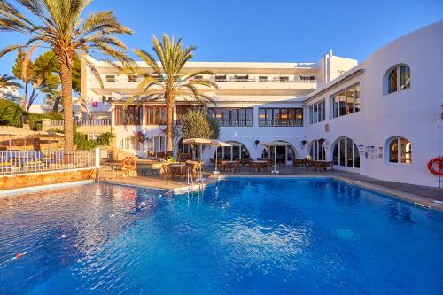 Gavimar Cala Gran Hotel and Apartments