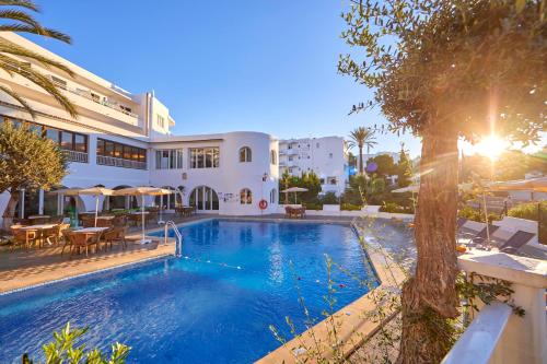 Gavimar Cala Gran Hotel and Apartments