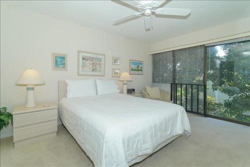 Waters Edge 205S Condo - image 5