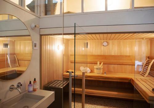 Facilities, Michelberger Hotel in Friedrichshain