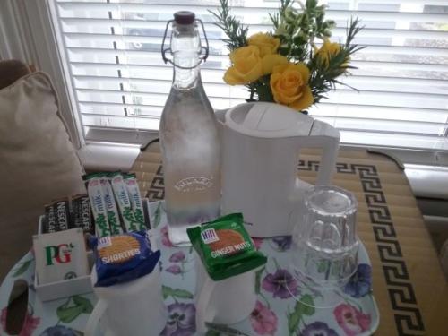 Їжа та напої, Arden House in Ерундел