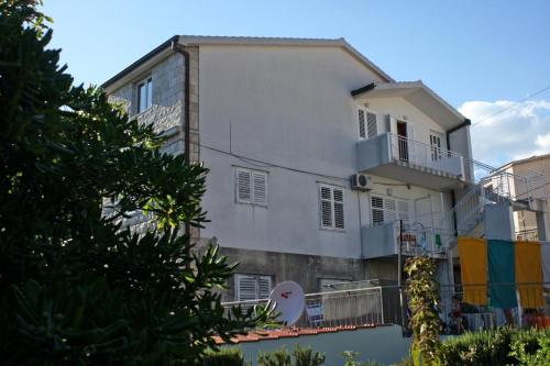 Apartments with a parking space Makarska - 16521 - image 6