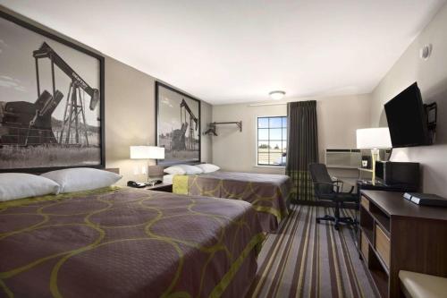 ซูเปอร์ 8 บาย วินด์แฮม อาร์ดมอร์ (Super 8 By Wyndham Ardmore) in อาร์ดมอร์ (OK)