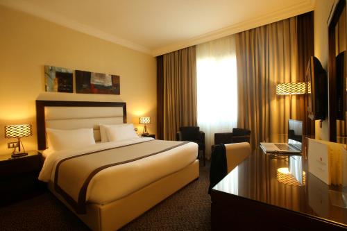 Lancaster Raouche Hotel photo 4