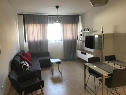 APARTAMENTO PISCINA VIENA