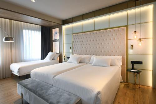 Superior Double Room with Extra Bed (3 Adults)