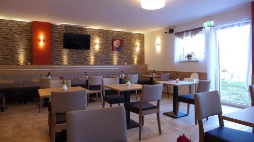 ST Michael Atrona GmbH - 식음료(F&B)