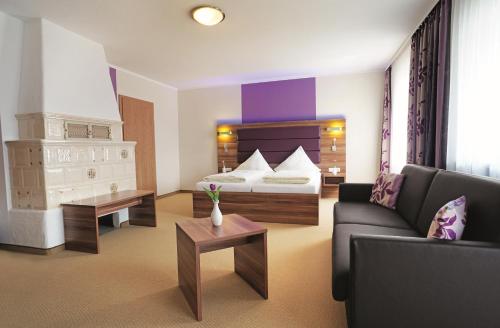 Guestroom, Hotel Daimerwirt in Moosinning