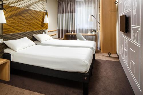 ibis Glasgow City Centre – Sauchiehall St - image 14