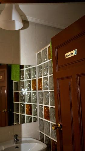 Pensión Sandoval - image 12