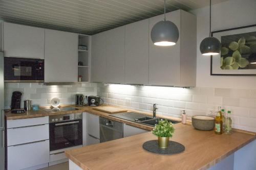 مطبخ, Landhotel Sonneneck - Breuna im Naturpark in Breuna