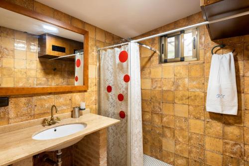 Casa Rural Río Tranquilo en Alcalá del Júcar con piscina privada - image 4