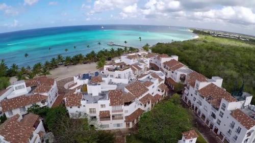 Beach Day @CadaquesCaribe Bayahibe