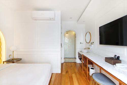 hotel photo