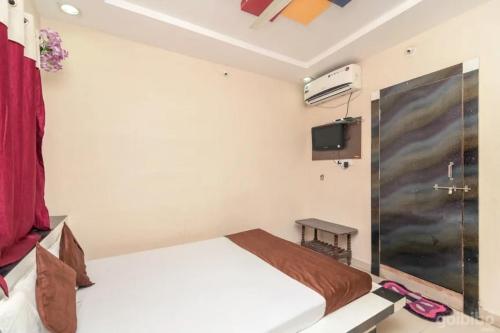 . Hotel Rameshwaram