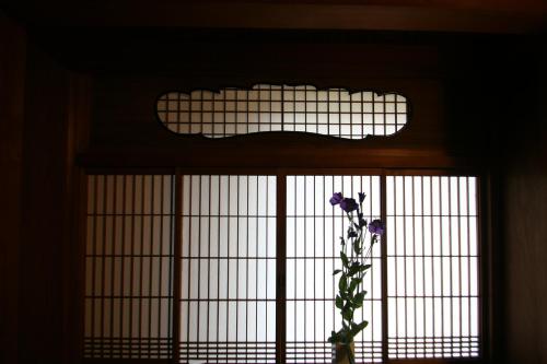 Japanese-Style Quadruple Room with Shared Bathroom image 5