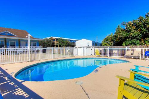Little Cayman (Costa Del Ray #4) Condo - image 6