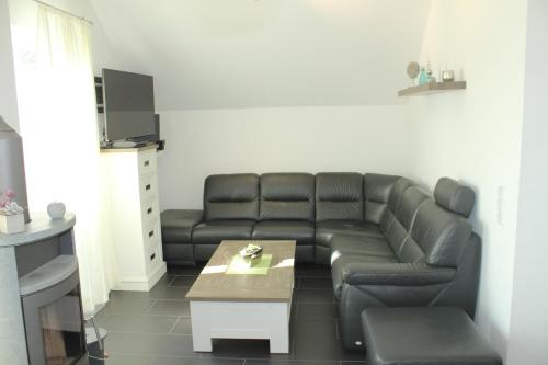 5*Ferienwohnung Seeblick 4 in Vendišrica