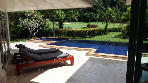 Private Pool Villa in Loch Palm Golf Private Pool Villa in Loch Palm Golf