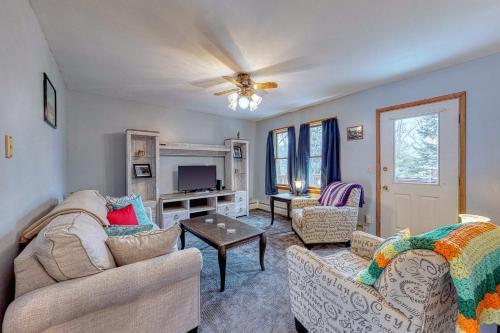 Grandma's Cottage - image 6