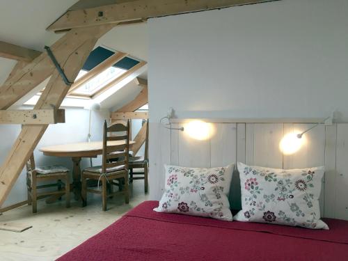 B&B De Kunstpraktijk Room Type - Triple Room with Shower