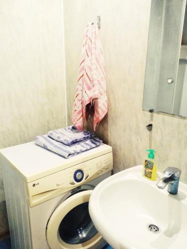 Bathroom, Tiraspol Apartments in Tiraspol