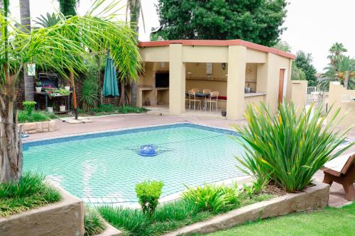 Big 5 Guest House Witbank