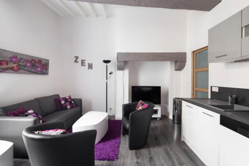 MANDCHOU by Cocoonr - image 7