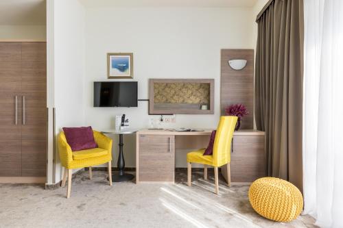 Hotel Mondo - image 8