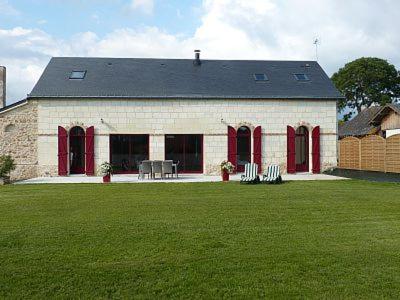 Jolie Maison de Campagne en pierre de tuffeau - Location saisonnière - Longué-Jumelles