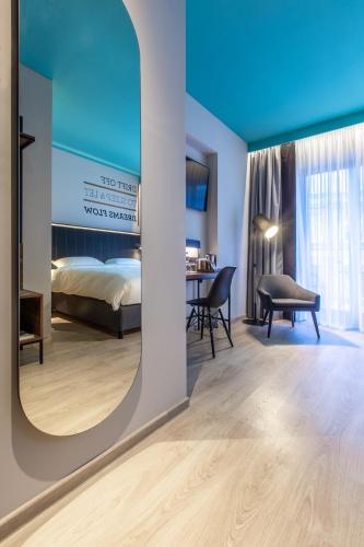 1 queen bed