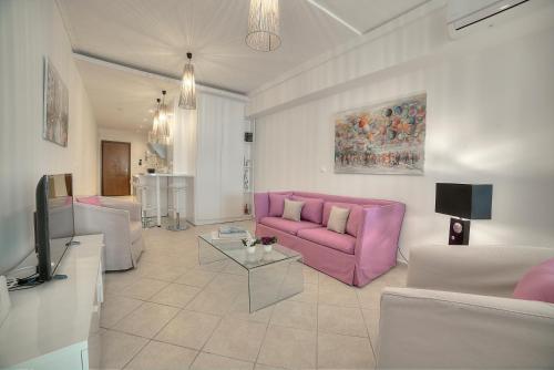 Downtown Glyfada smart apartment Athens