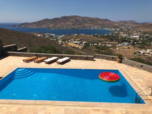  Syros Villa with View and Pool in 84100 Posidhonía