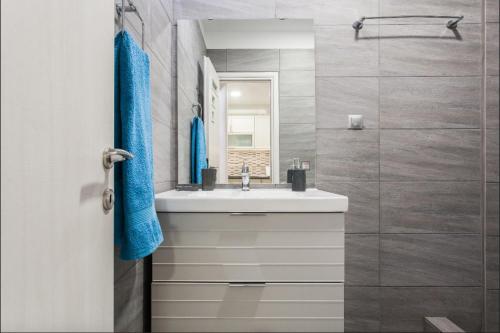 Beautiful Apartment at Plaka - image 4