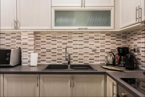 Beautiful Apartment at Plaka - image 2