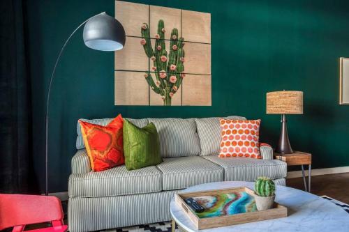 Chic 2BR by Downtown Austin #116 by WanderJaunt - image 3