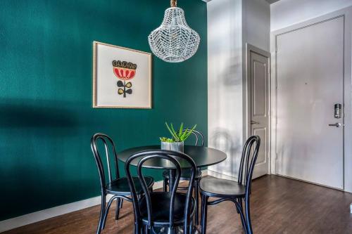Chic 2BR by Downtown Austin #116 by WanderJaunt - image 8