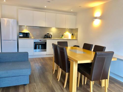 Stylish Apartments in Victoria & Westminster 4