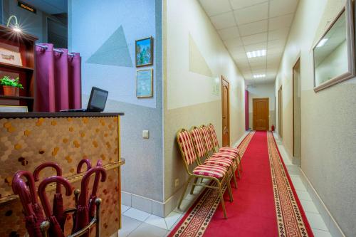 Iskra Hotel near Auróra cirkáló